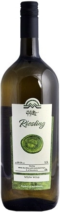 Вино Tikves Riesling    Рислинг  1500 мл