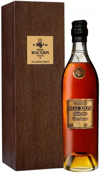 Коньяк  Mauxion Selection Bois Ordinaires 89 gift box  700 мл