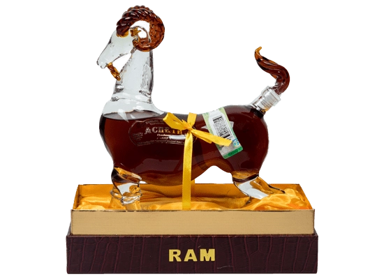 Коньяк   Сапфировый Козел  15 лет   в п/у 750 мл