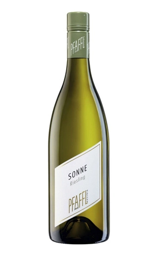 Вино Weingut R&A Pfaffl  Riesling Sonne Qualitatswein Пфафль Рислинг Зонне Квалитатсвайн 2021 750 мл