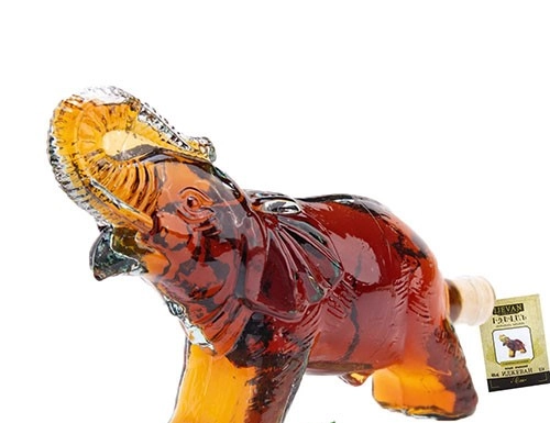 Коньяк Иджеван Сувенирный Слон 5 лет  500 мл