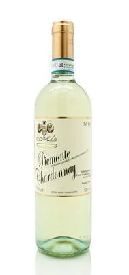 Вино Corte Lombardina Piemonte Chardonnay  Корте Ломбардина Пьемонт Шардоне 750 мл
