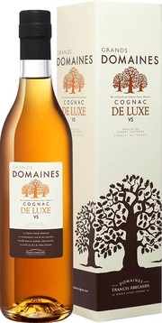 Коньяк Grands Domaines  VS  gift box  700 мл