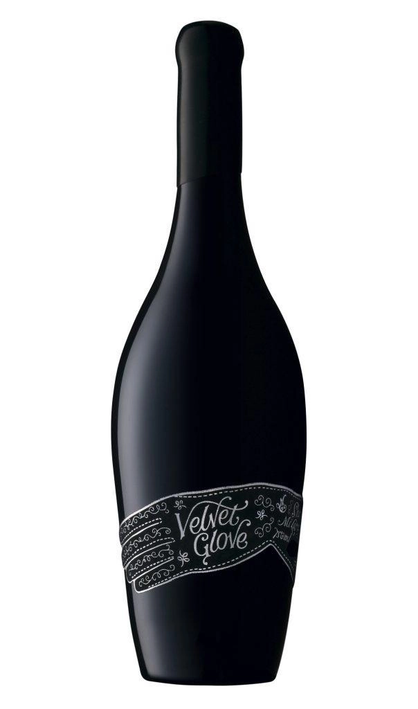 Вино Mollydooker Velvet Glove Shiraz Вельвет Глав Шираз  2017  750 мл