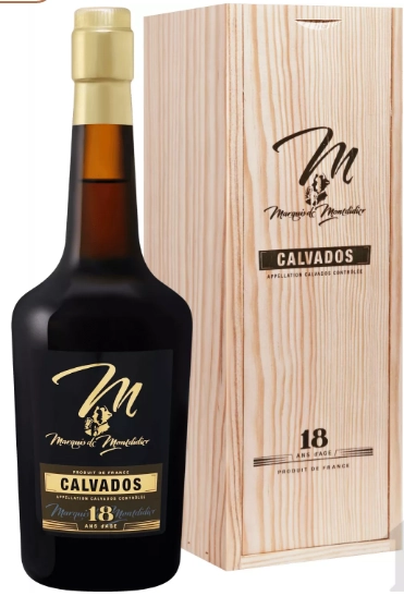 Кальвадос Marquis de Montdidier 18 y.o. Calvados AOC gift box  700 мл