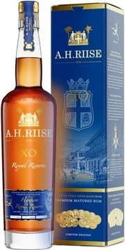 Ром A.H. Riise XO Royal Reserve Haakon  gift box   700 мл