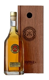 Настойка Стрижамент Винтаж в деревянной подарочной упаковке 700 мл