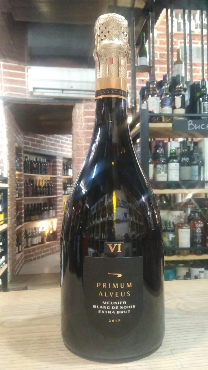 Игристое вино Фанагория Примум Альвеус Блан де Нуар Менье Экстра Брют   2017  750 мл   11%