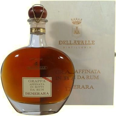 Граппа Dellavalle Riserva  in botti da Rum  Demerara gift box   2005 700 мл