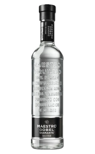 Текила Maestro Dobel Diamante Reposado  750 мл