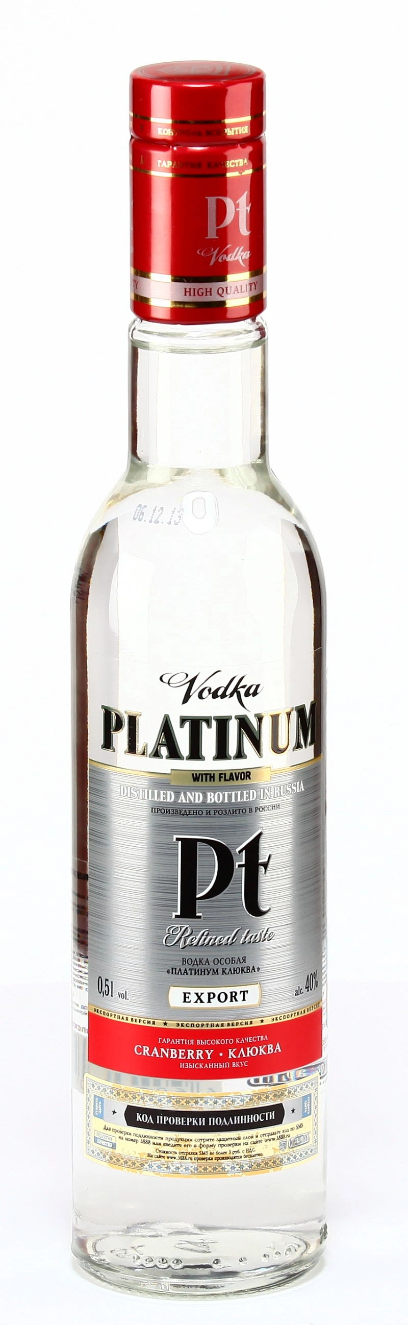 Водка  Стандартъ Платинум Клюква 500 мл