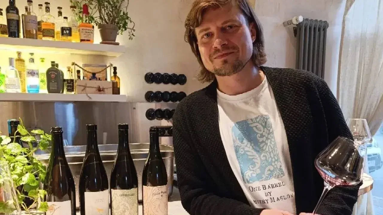 У нас в гостях Дмитрий Маслов