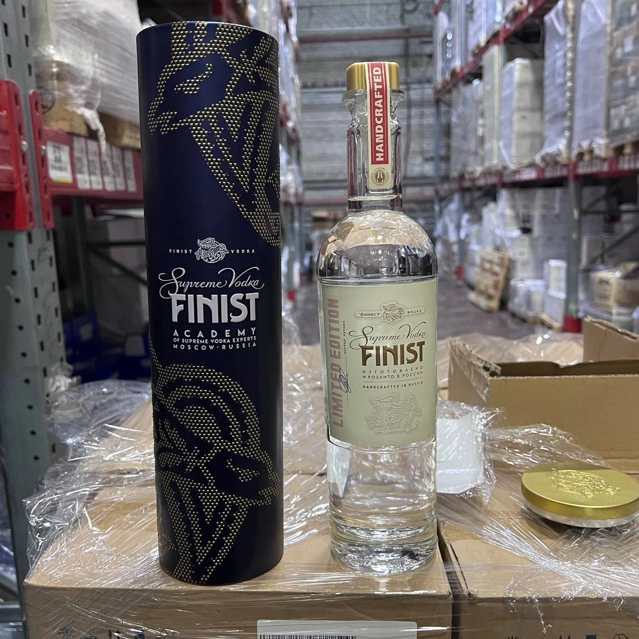 Водка Finist Limited Edition in tube 700 мл