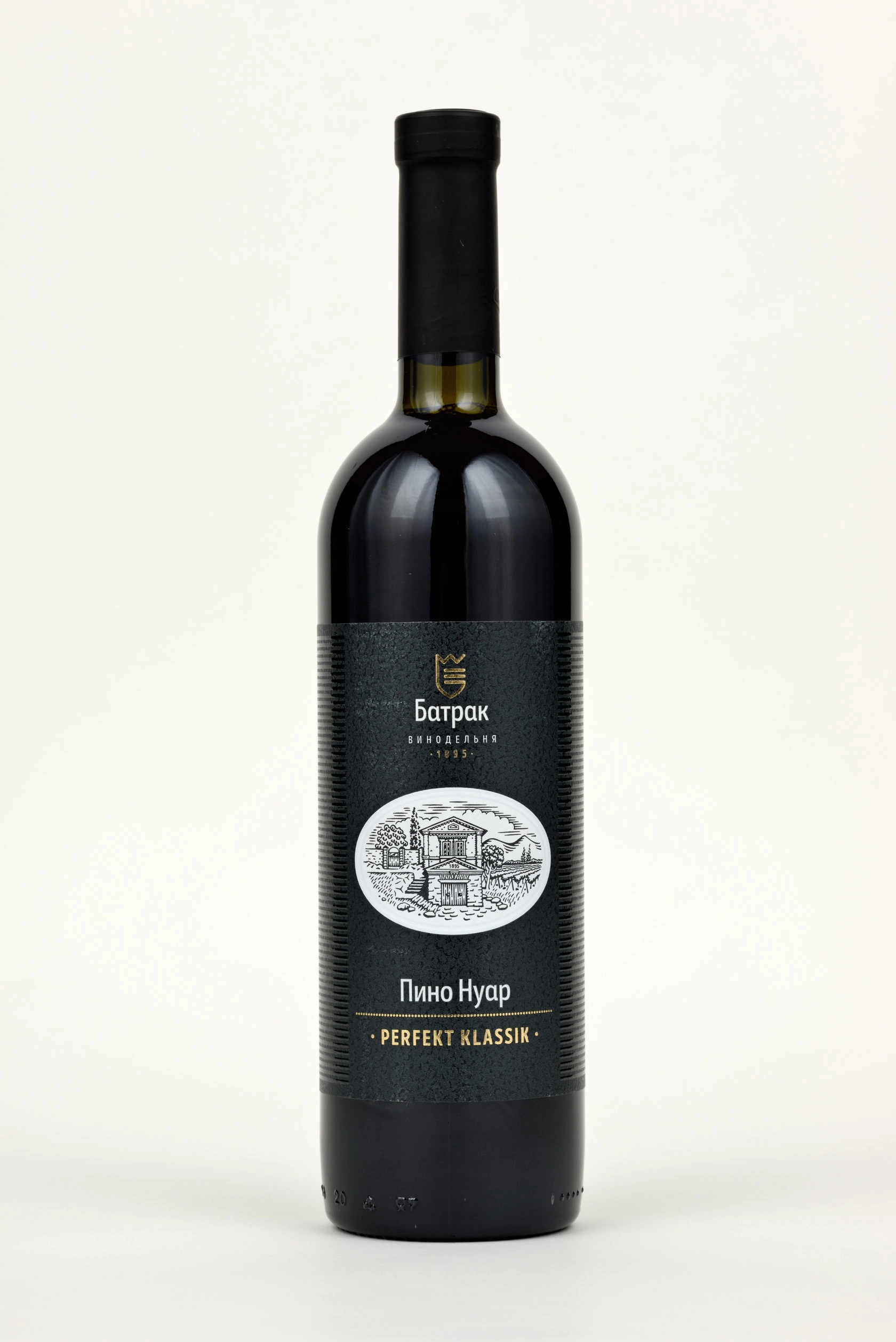 Вино  Батрак  Perfekt Klassik  Пино Нуар    2022  750 мл