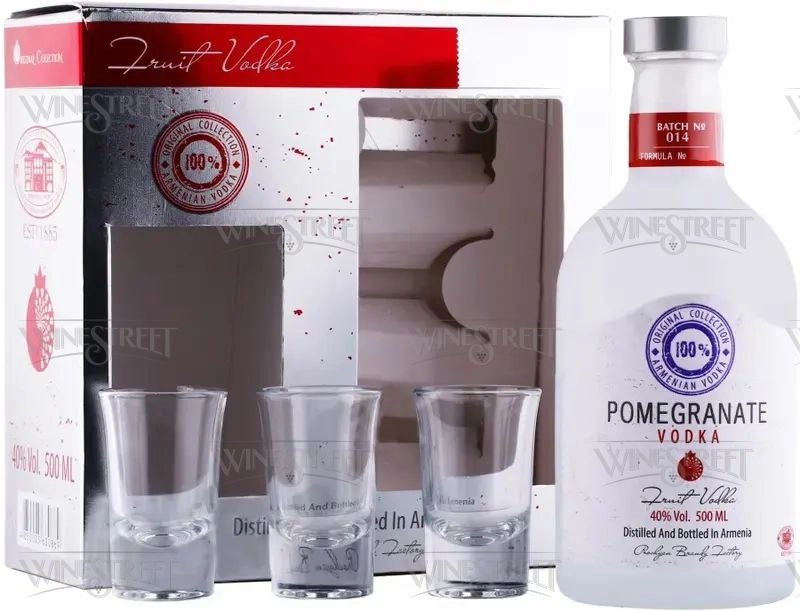 Водка Хентай Гранатовая  в п/у  500 мл с 3-я стопками  40%