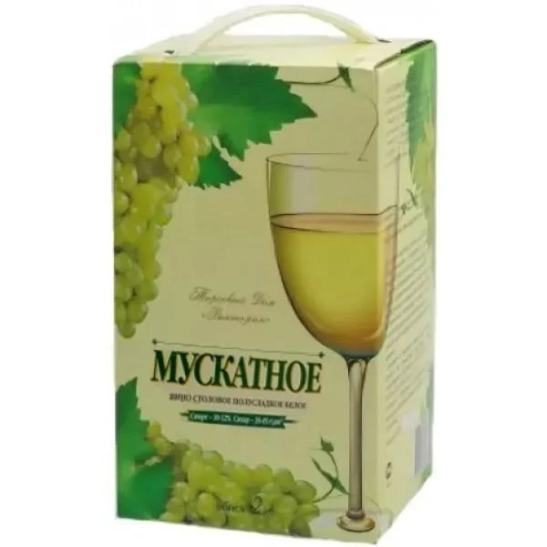 Вино Виктория ТД Мускатное 2000 мл