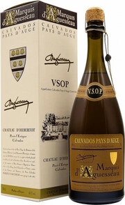 Кальвадос Marquis d'Aguesseau  VSOP 4 ans gift box  700мл