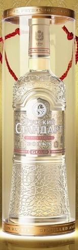 Водка Русский Стандарт Голд в подарочной тубе 700 мл