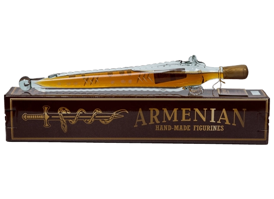 Коньяк  Армянский Коньячный Завод Сабля в ножнах  5-летний 40 % в п/у 500 мл