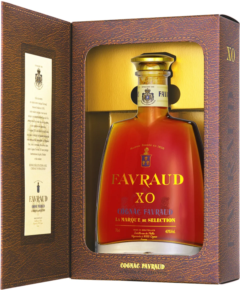 Коньяк Favraud XO gift box Фавро XO в подарочной упаковке 700 мл