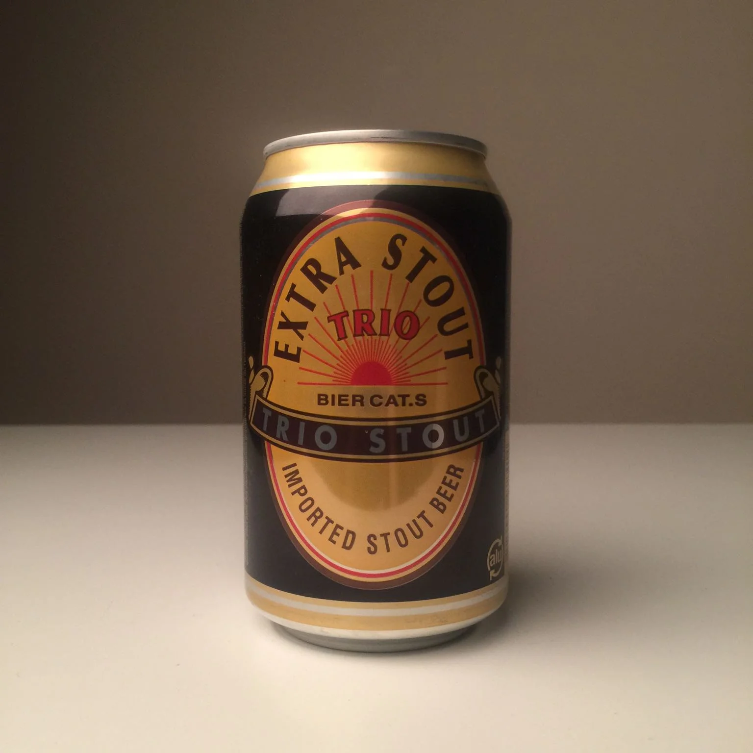 Пиво Trio Extra Stout in jb 330 мл