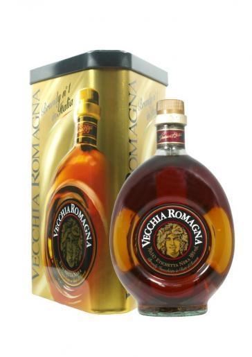 Бренди Montenegro Vecchia Romagna Etiqueta Nera gift box  700 мл