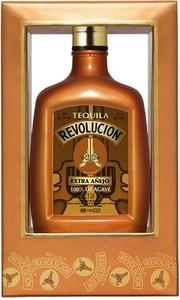 Текила Tequila Revolucion Extra Anejo gift box    700 мл