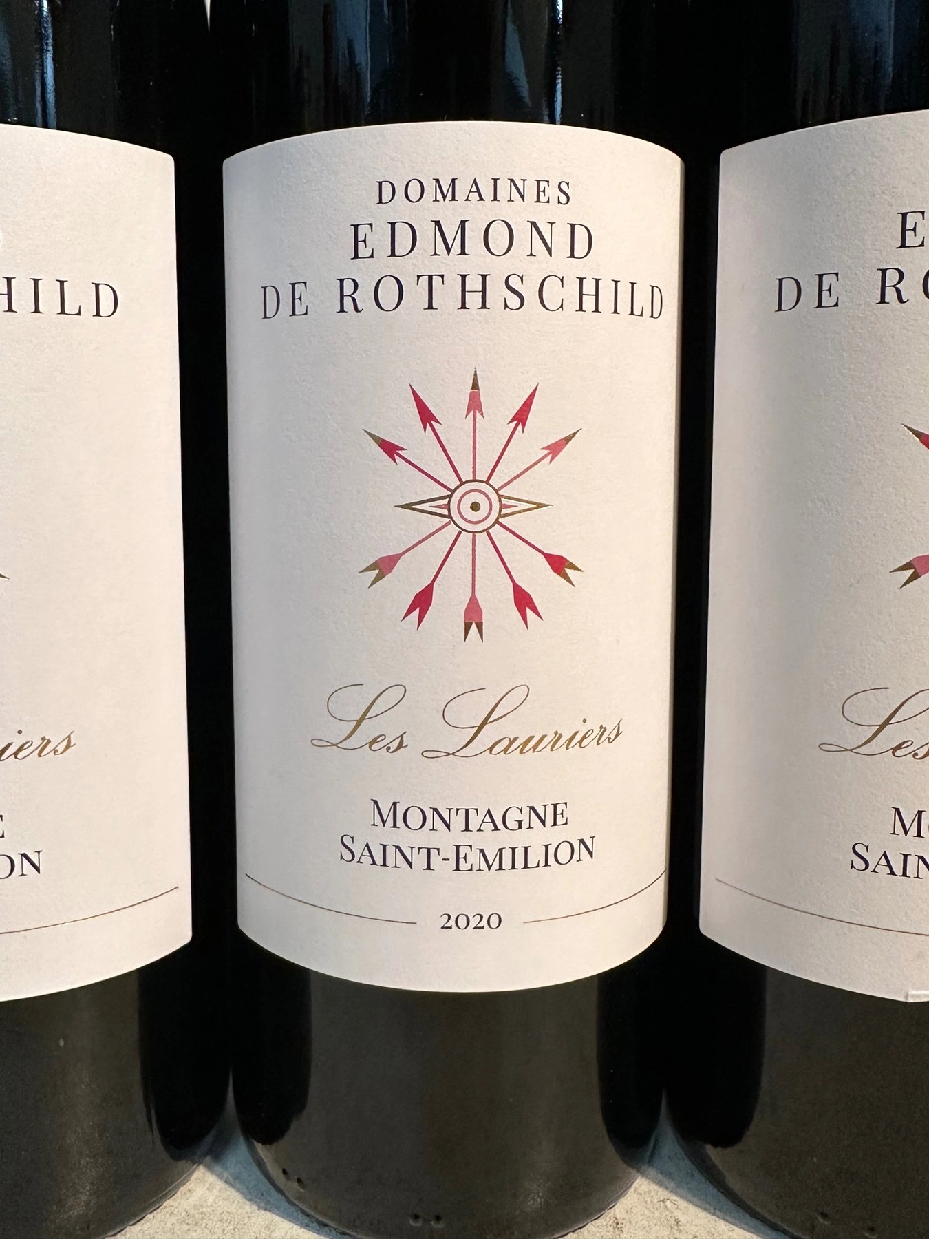 Вино Domaines Edmond de Rothschild Les Lauriers AOP Montagne-Saint-Emilion  2020  750 мл