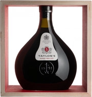 Портвейн Taylor's  Reserve Tawny Limited Edition 1000 мл