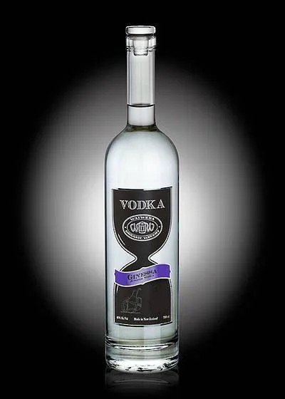 Водка WAIWERA, Vodka Ginessa, Водка особая "Джинесса"