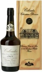 Кальвадос Coeur de Lion Calvados  wooden box Кальвадос Кер де ЛьОн 1968 в деревянной коробке 700 мл