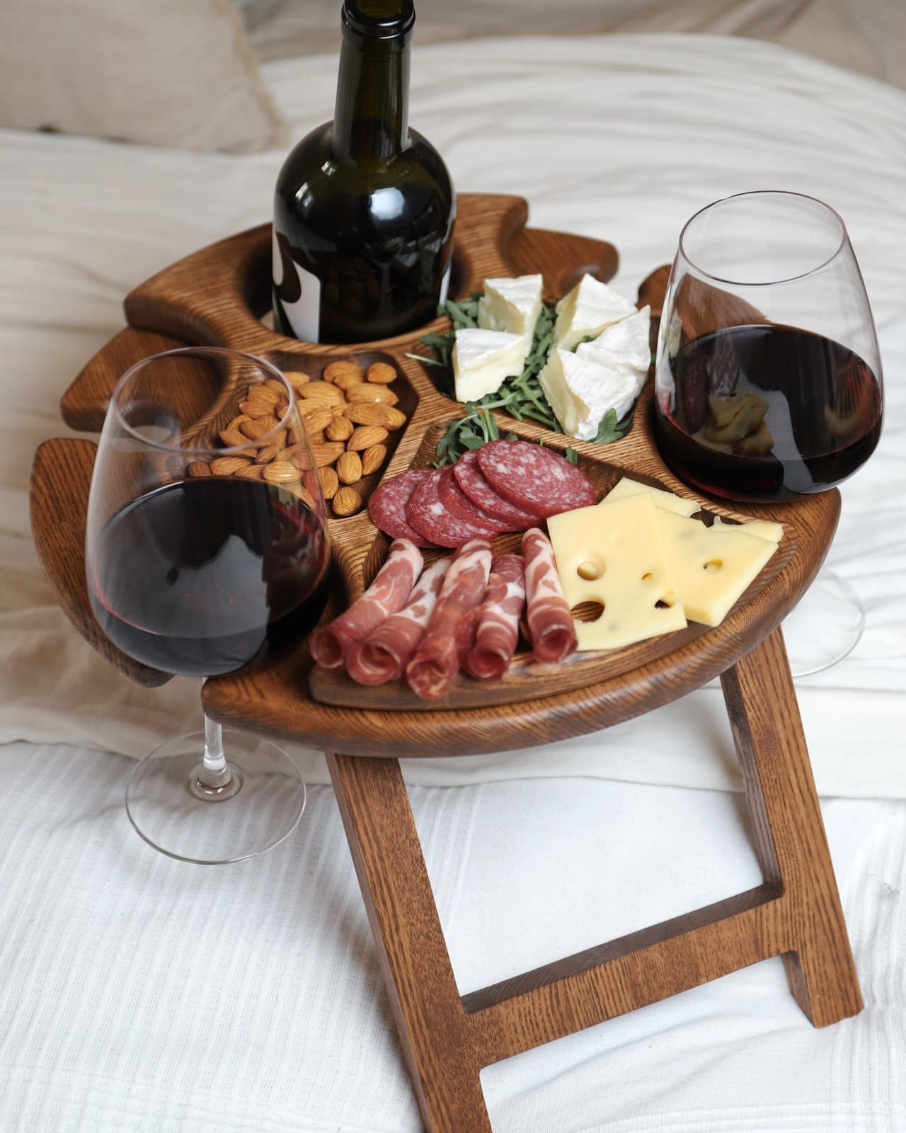 Винный столик  Welovewood  раскладной  в комплекте  с менажницей Тик