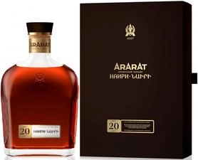 Коньяк Ararat Nairi   20 year 700 мл