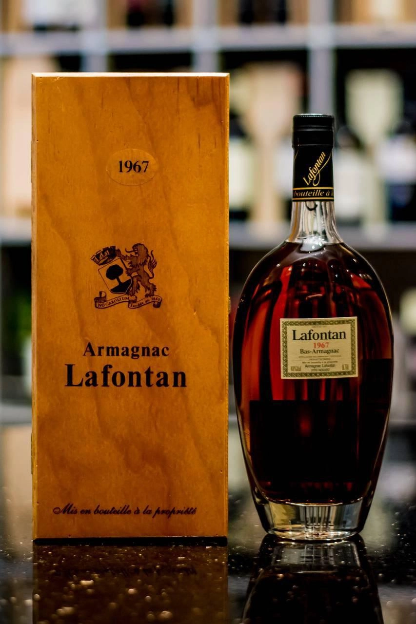 Lafontan Millesime Bas Armagnac AOC 1967 wooden box  700 мл