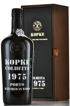 Портвейн Vista Alegre Сolheita деревянная упаковка 1975  750 мл 21%