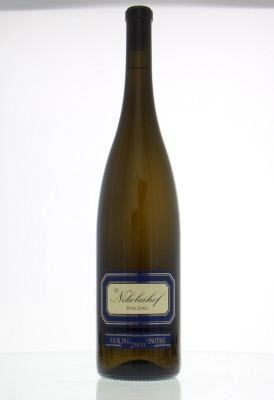 Вино Nikolaihof Vinothek Riesling Wachau  Николайхоф  Винотек Рислинг Вахау 2002 750 мл
