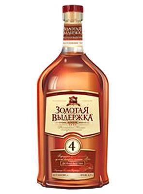 Коньяк четырехлетний Золотая Выдержка фляжка 500 мл