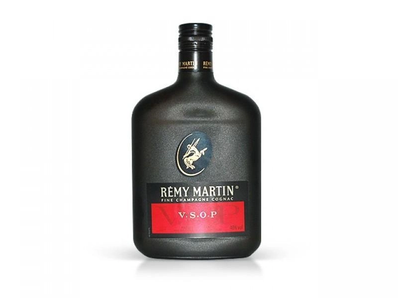 Коньяк Remy Martin VSOP 200 мл