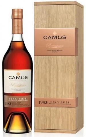 КОНЬЯК VINTAGE COGNAC CAMUS КАМЮ ВИНТАЖ в деревянной подарочной упаковке 1983  700 мл