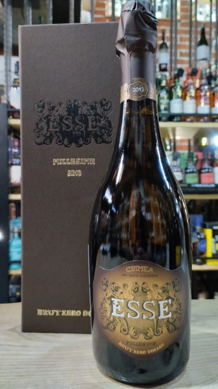 Игристое вино Сатера Эссе Миллениум в подарочной упаковке  2013  750 мл