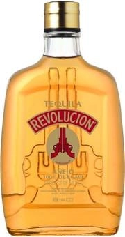 Текила Tequila Revolucion Anejo  700 мл