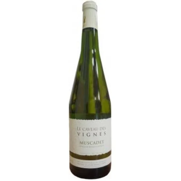 Вино Les Caveaux des vignes Muscadet AOC Ле Каво де Винь Мюскаде 2015 750 мл