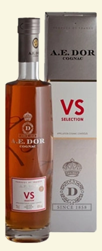Коньяк A.E. Dor VS Selection gift in box 700 мл