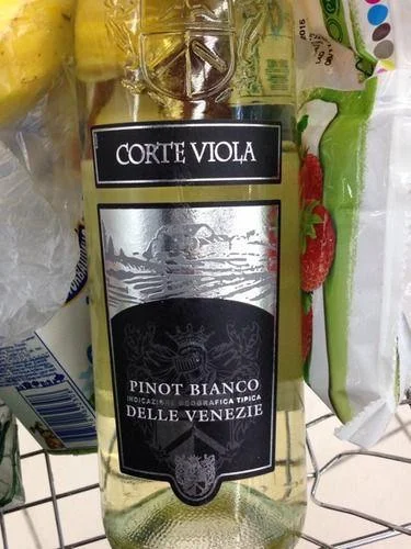 Вино Delle Venezie Pinot Bianco, Пино Бьянко делле Венеция ИГТ Корте Виола 2011 0,75 геогр. 11.5%