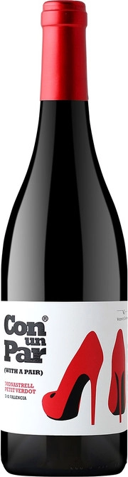 Вино Vicente Gandia Con un Par Monastrell-Petit Verdot Valencia DO  Кон ун Пар Монастрель-Пти Вердо, 2017 750 мл