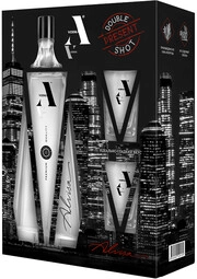 Водка Vodka A gift box with 2 shots 700 мл