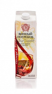 Вино Винный погребок красное полусладкое ПЮР ПАК  Виноградное СХП 1000 мл