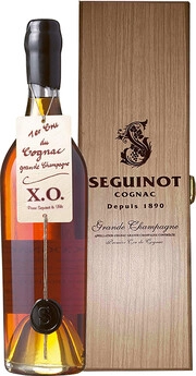 Коньяк Seguinot XO in wooden box 700 мл