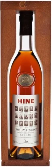 Коньяк Hine Family Reserve  Хайн Фэмили Резерв в деревянной коробке  700 мл