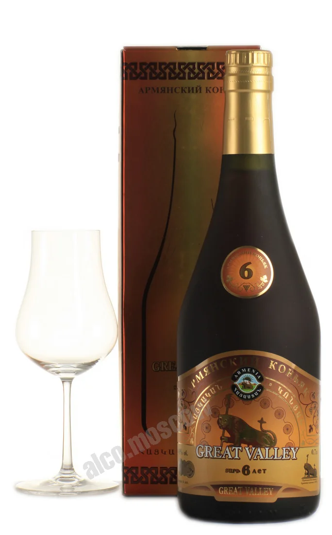 Коньяк Armenian Cognac Great Valley 6 years gift box Грейт Велли 6 лет подарочная упаковка 700 мл